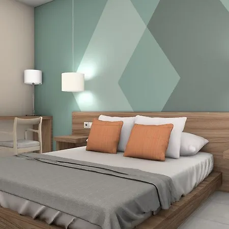 ホテル Exotica & By Zante Plaza Kalamákion
